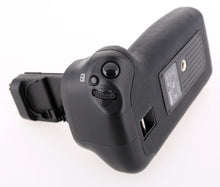 Load image into Gallery viewer, Battery Grip for Canon 70D 80D 90D